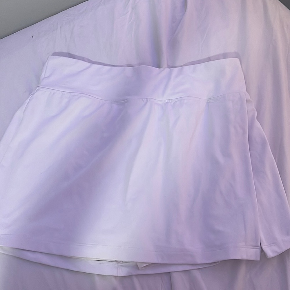Never worn before white athletic skirt